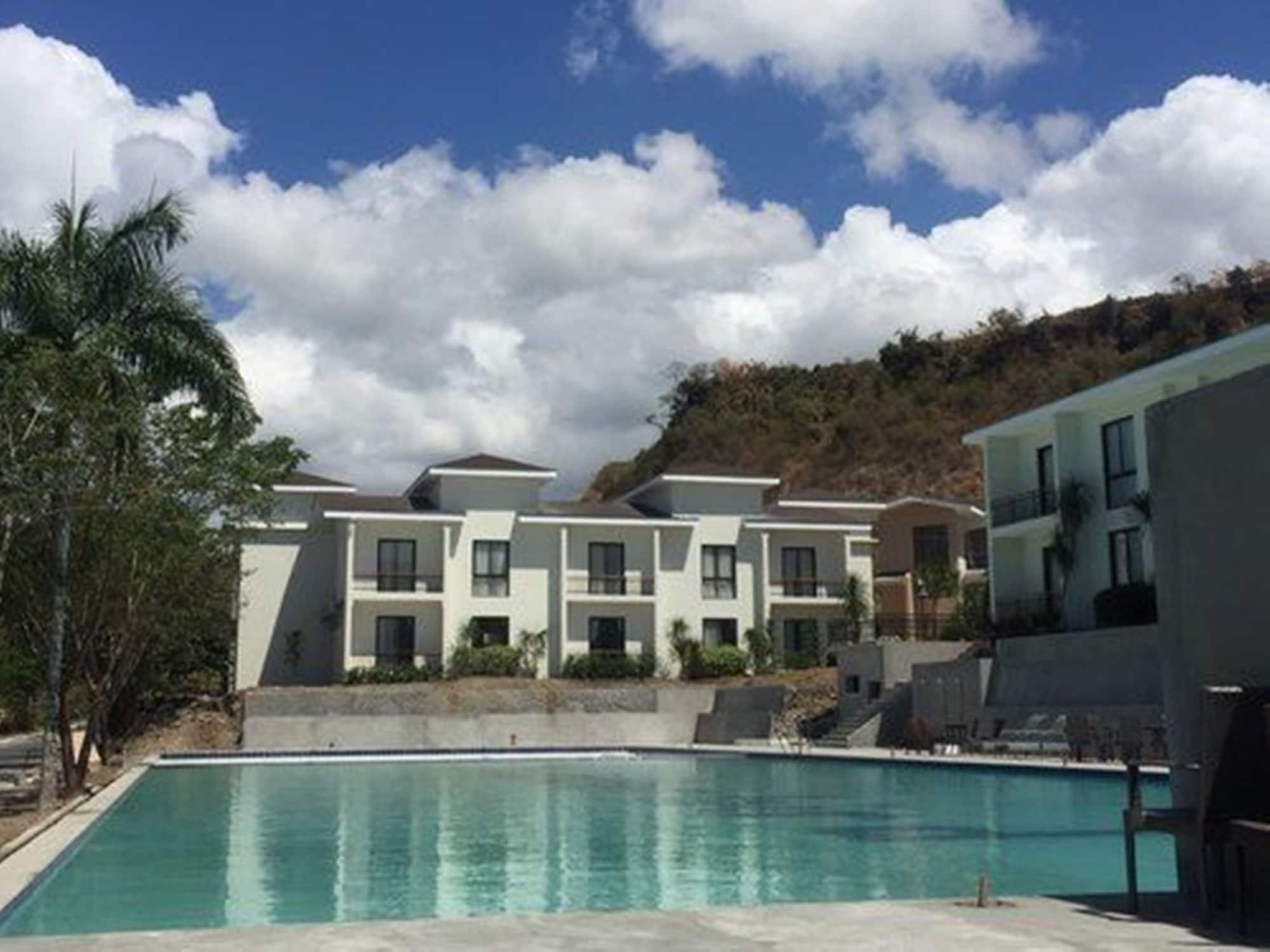 Thunderbird Resorts - Rizal Binangonan Exteriör bild