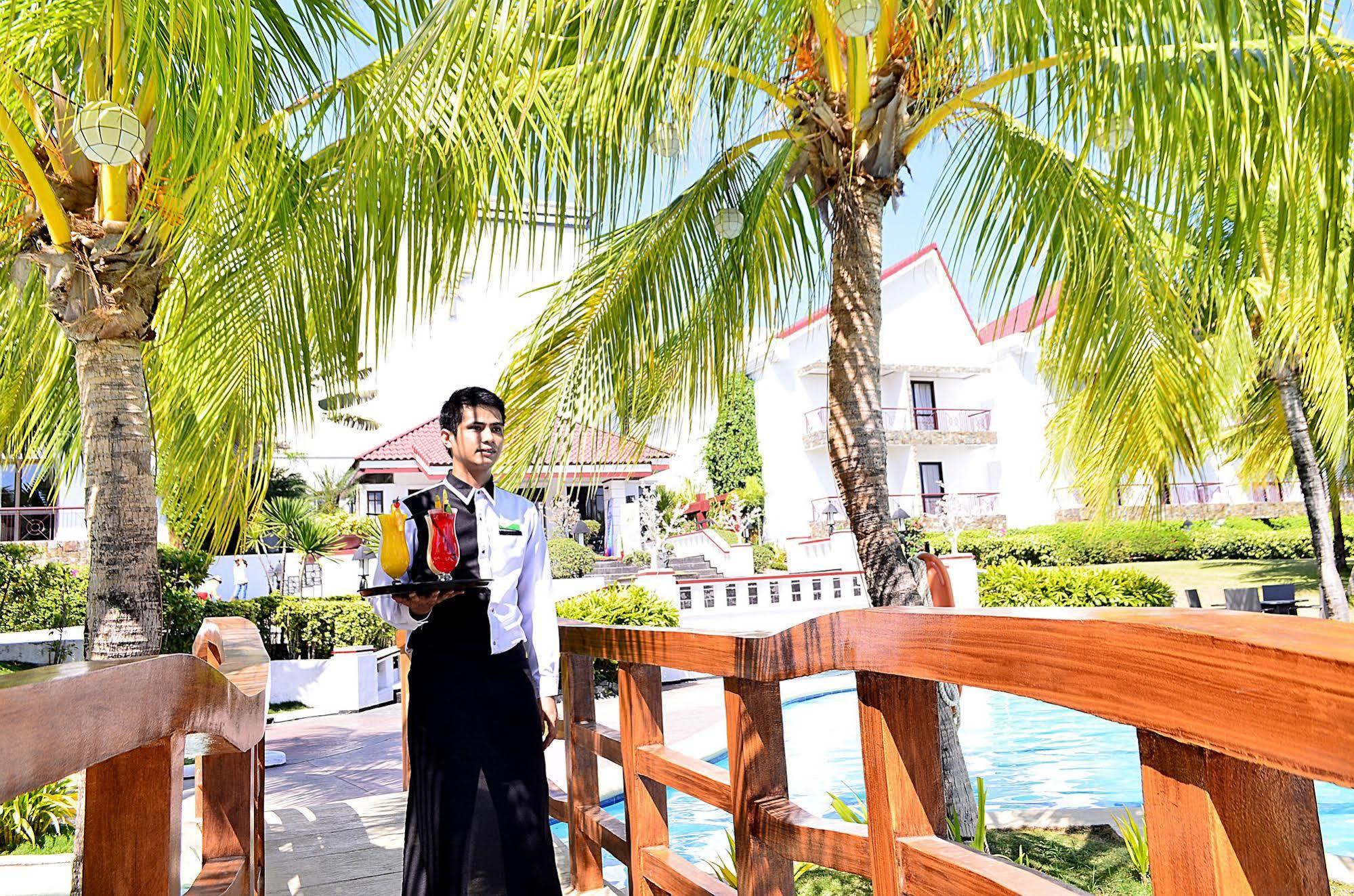 Thunderbird Resorts - Rizal Binangonan Exteriör bild