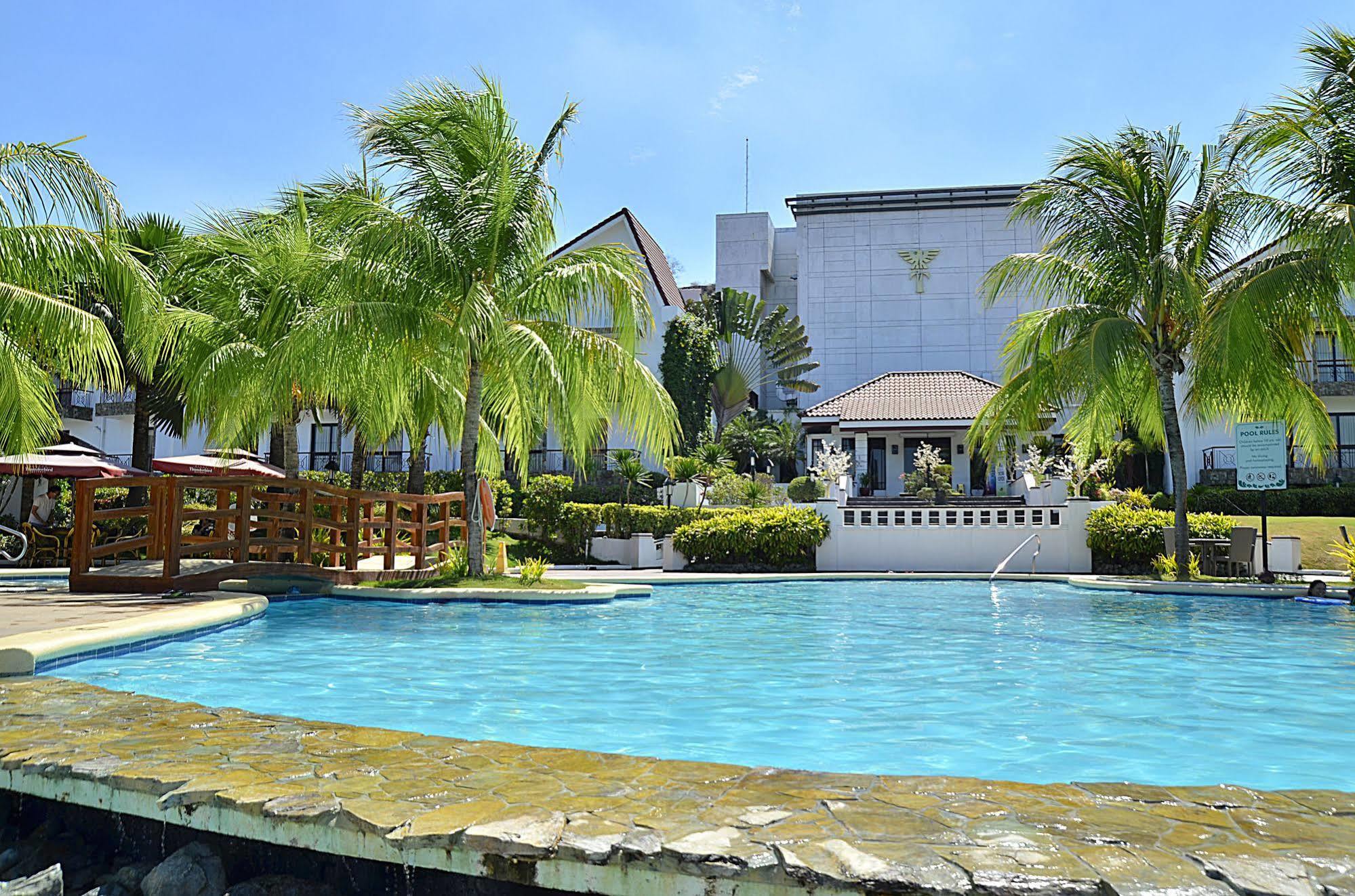 Thunderbird Resorts - Rizal Binangonan Exteriör bild